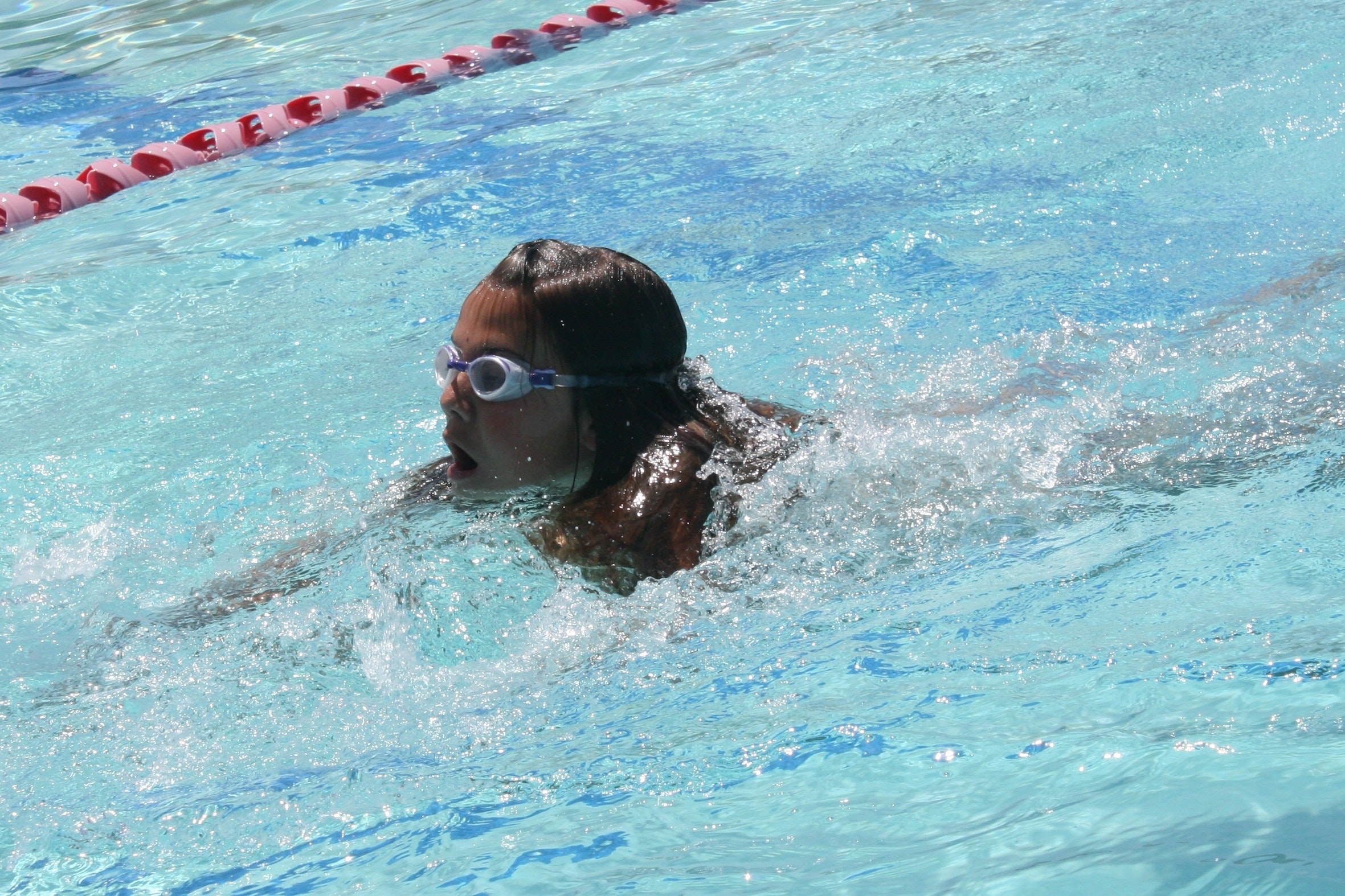 baden-kinder-schwimmen-pool-261097